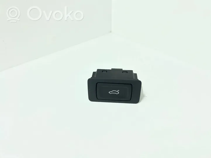 Audi Q7 4M Przełącznik / Przycisk otwierania klapy bagażnika 4G0959831C