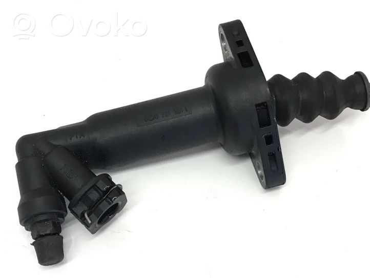 Volkswagen Polo V 6R Główny cylinder sprzęgła 6Q0721261E