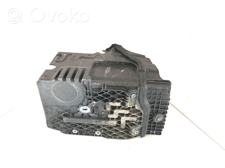 Volvo V70 Battery tray 31201040