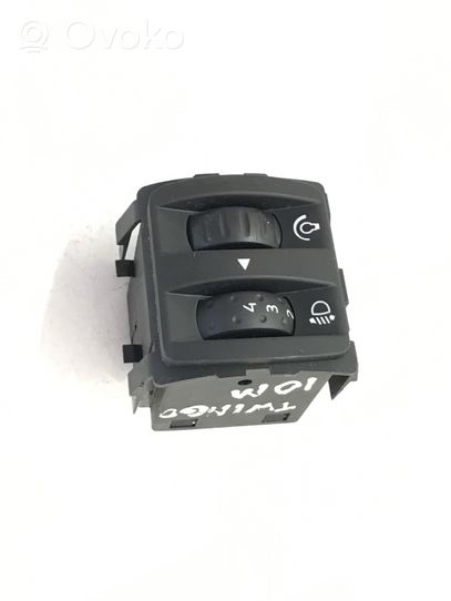 Renault Twingo II Headlight level height control switch 8200095495D