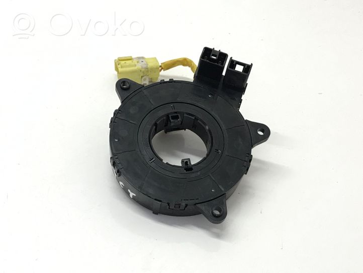 Mazda MPV II LW Innesco anello di contatto dell’airbag (anello SRS) N8E0628