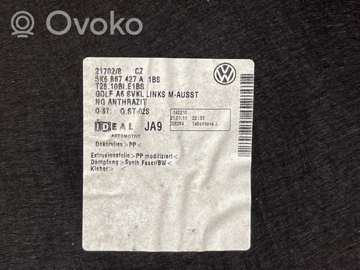 Volkswagen Golf VI Tavaratilan/takakontin alempi sivuverhoilu 5K6867427A