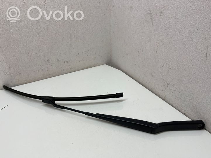 Volkswagen Golf VI Windshield/front glass wiper blade 1Q1955409