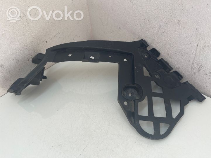 Renault Clio III Support de pare-chocs arrière 8200583033