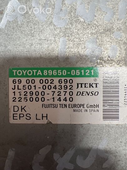 Toyota Avensis T270 Ohjaustehostimen ohjainlaite/moduuli 8965005121