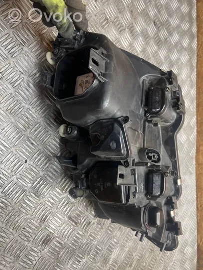 BMW 7 E65 E66 Lampa przednia 6937242