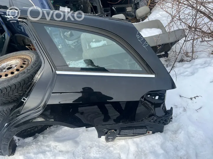 Mercedes-Benz E W212 Carrosserie quartier arrière 