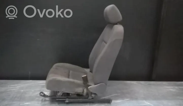 Volkswagen Golf V Set di rivestimento sedili e portiere 