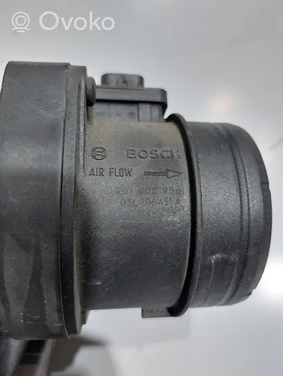 Volkswagen PASSAT B7 Obudowa filtra powietrza 3C0129601CD
