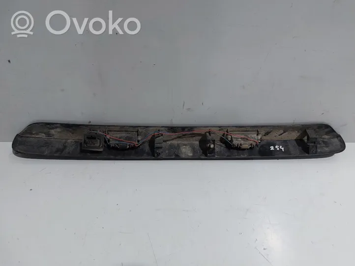 Volkswagen Caddy Lampa oświetlenia tylnej tablicy rejestracyjnej 2K5827574R