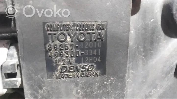 Toyota Auris 150 Jäähdyttimen jäähdytinpuhallin 8925712010