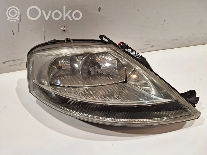 Citroen C3 Lampa przednia 9682672980