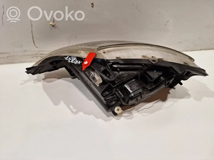 Citroen C3 Lampa przednia 9682672980