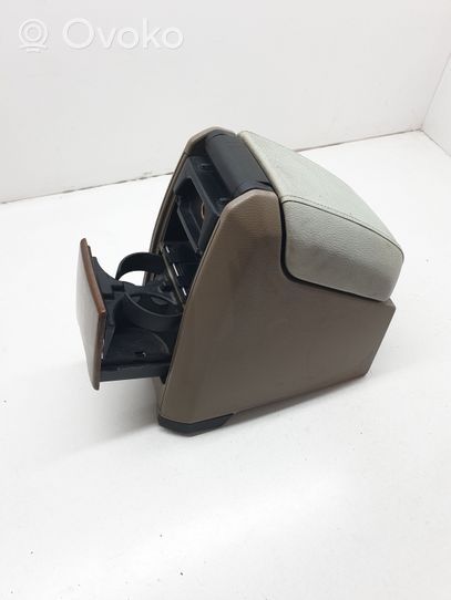 Volvo XC90 Armrest 