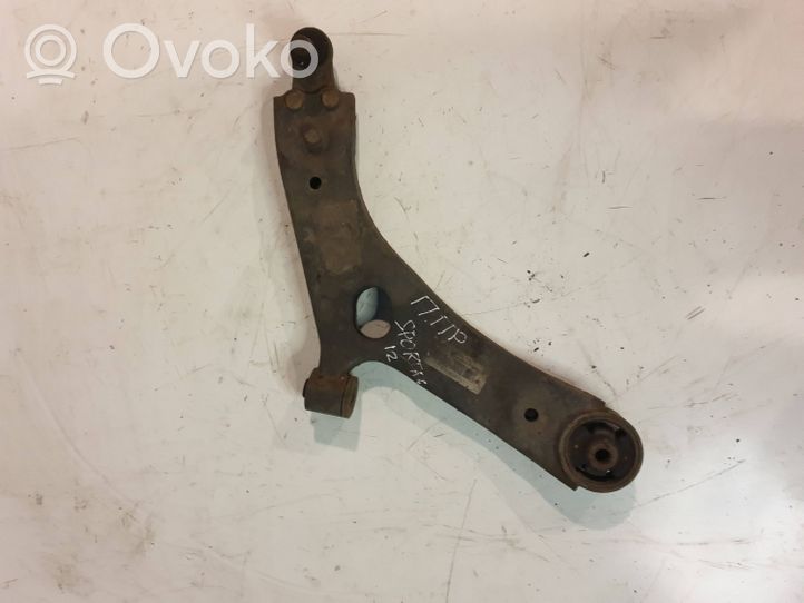 KIA Sportage Braccio di controllo sospensione anteriore inferiore/braccio oscillante 545012Y002