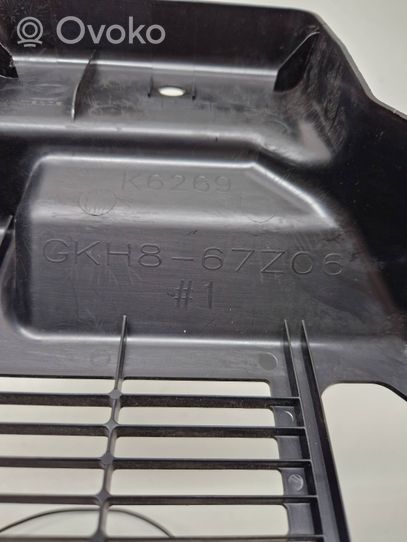 Mazda 6 Subwoofer-bassoelementin etusäleikkö/lista GKH867Z06