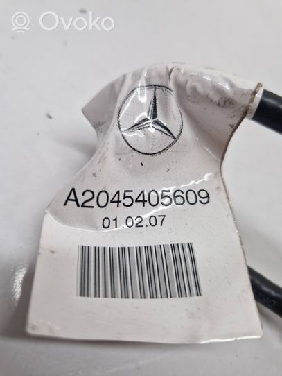 Mercedes-Benz C W204 CD-vaihtajan johdotus A2045405609