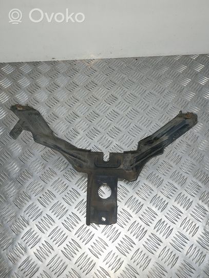 Mitsubishi Pajero Rivestimento della modanatura della chiusura del vano motore/cofano 