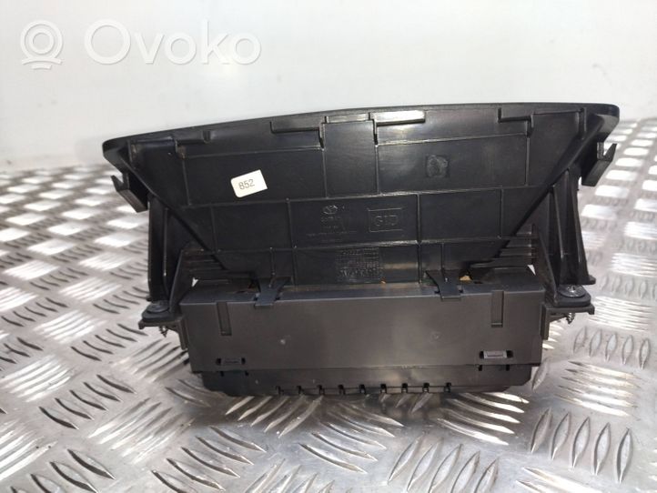 Opel Antara Monitori/näyttö/pieni näyttö 95905400