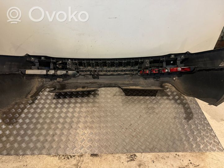 Audi Q7 4L Puskuri 4L0807511B