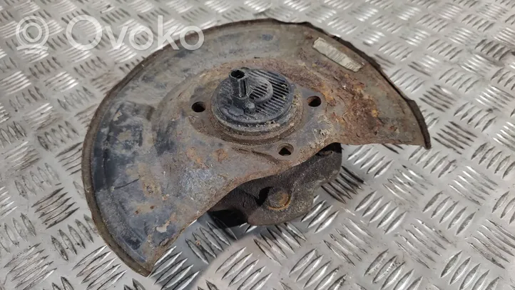 Toyota Avensis T270 Rear wheel hub 