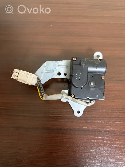 Mitsubishi L200 Motor/activador trampilla de calefacción 