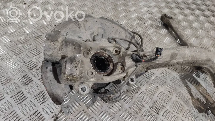 Audi A4 S4 B7 8E 8H Mozzo ruota anteriore 