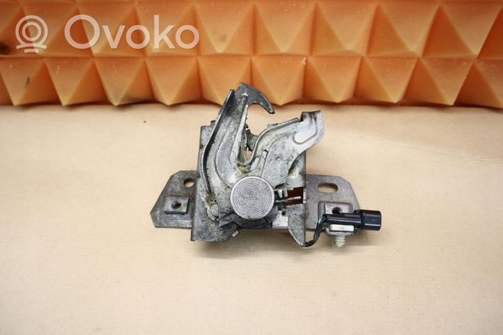 Volvo V50 Engine bonnet/hood lock/catch 