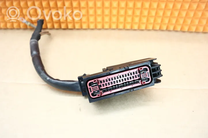 Mercedes-Benz CLS C219 Enchufe del conector del módulo ABS 0055404481