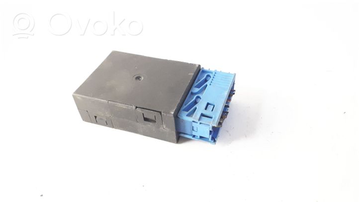 BMW 3 E36 Module relais lève-vitre 61358357068