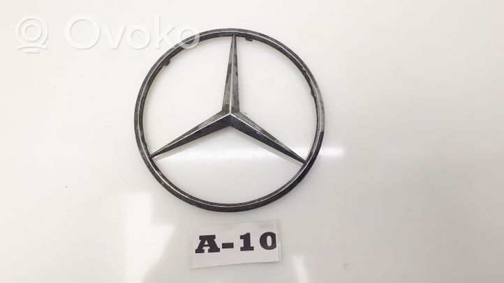Mercedes-Benz E W124 Inny emblemat / znaczek 1244010103