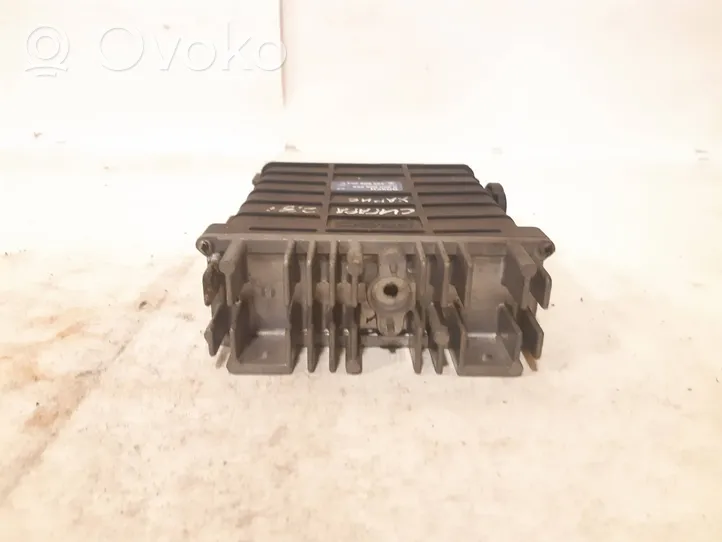 Audi 100 200 5000 C3 Variklio valdymo blokas 443906264C