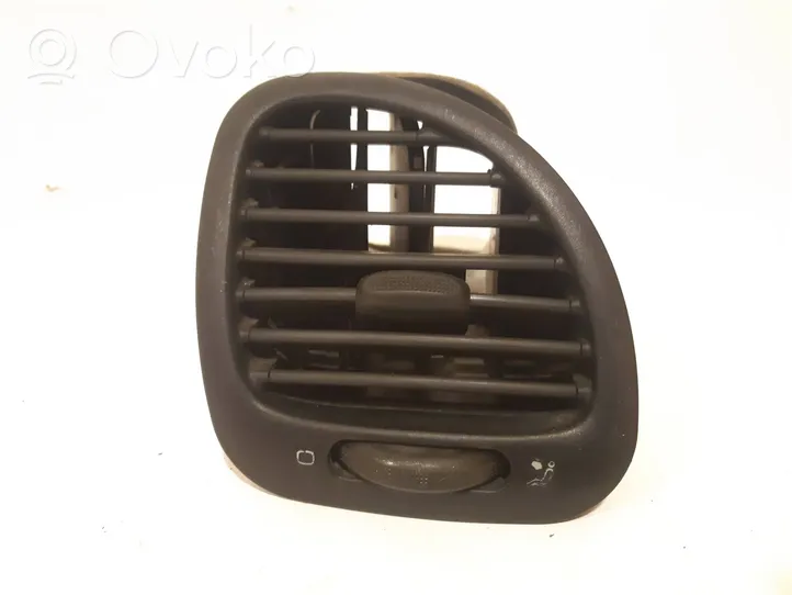 Volkswagen Sharan Garniture, panneau de grille d'aération latérale 7M1819704