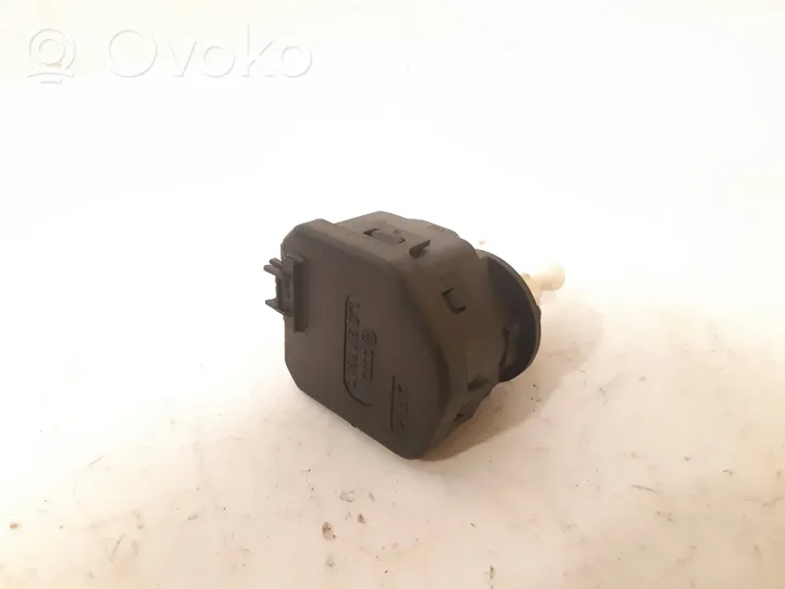 Volkswagen Bora Headlight level adjustment motor 1J0941295C