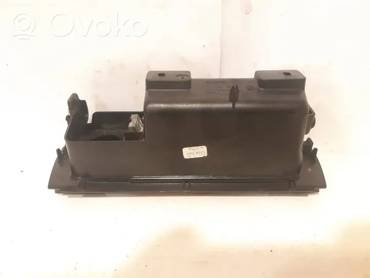 Volkswagen PASSAT B6 Peleninė panelėje 3C0863284