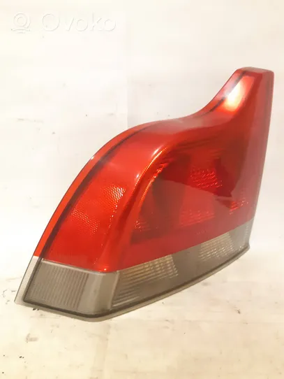 Volvo S60 Lampa tylna 8664079