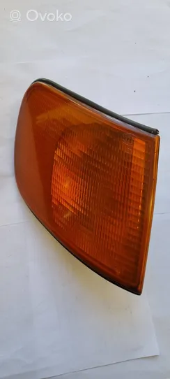 Audi 100 S4 C4 Priekšējais pagrieziena lukturis 137984