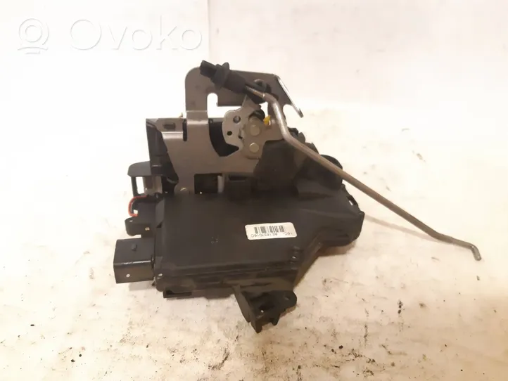 Audi A4 S4 B6 8E 8H Front door lock 8E1837016C