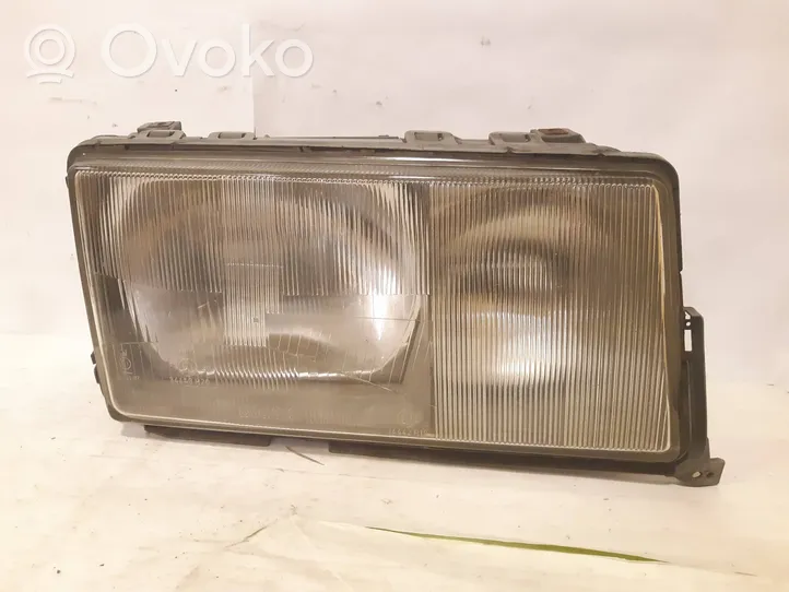 Mercedes-Benz 190 W201 Передняя фара 0301067322