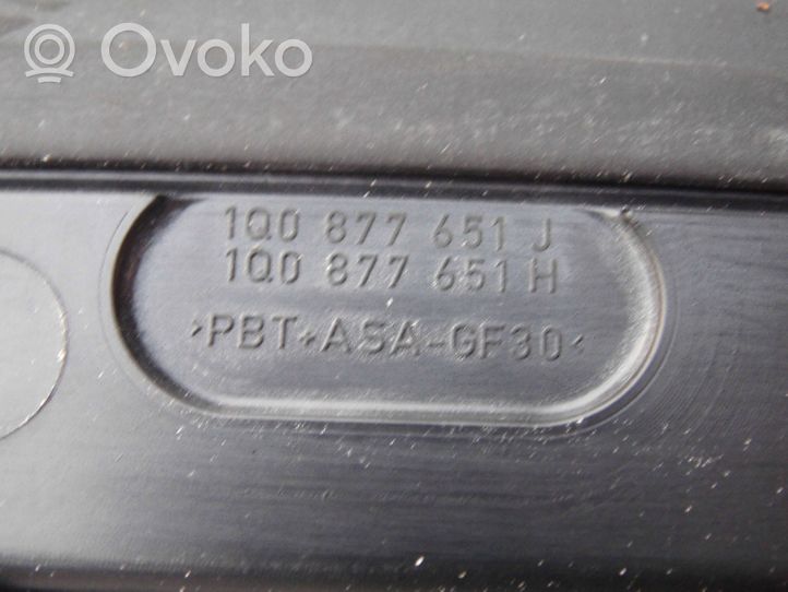 Volkswagen Eos Owiewka / Deflektor powietrza szyberdachu 1Q0877651J