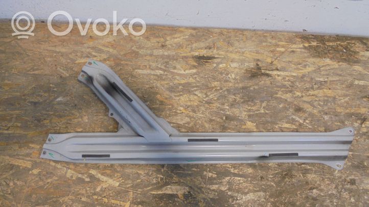 Volkswagen Golf V Altro elemento di rivestimento della portiera anteriore 1K0831548A