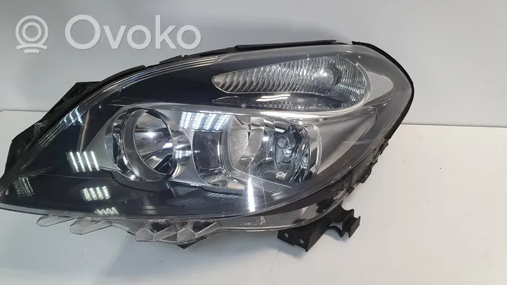 Mercedes-Benz B W246 W242 Phare frontale A2468200161