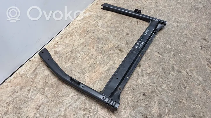 Volvo XC40 Pannello di supporto del radiatore 32221552