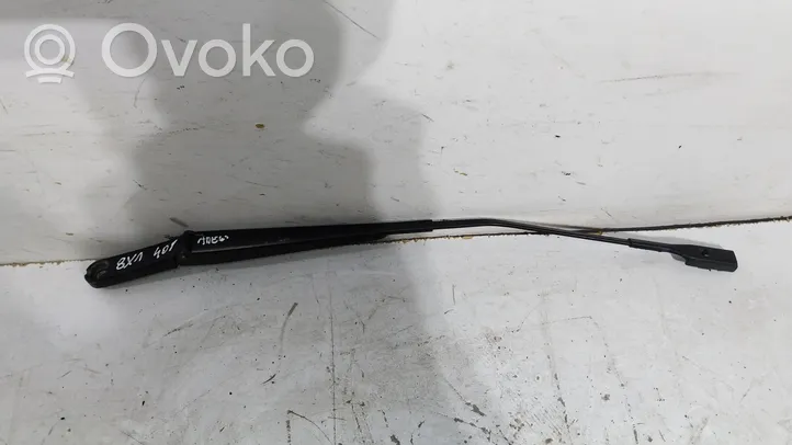 Audi A1 Rear wiper blade arm 8X1955408