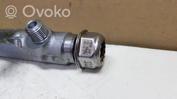 Audi A4 S4 B8 8K Listwa wtryskowa 03L130089A