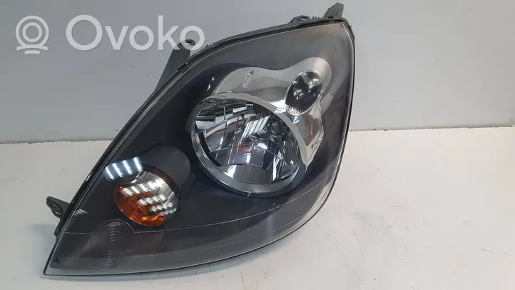 Ford Fiesta Lampa przednia 