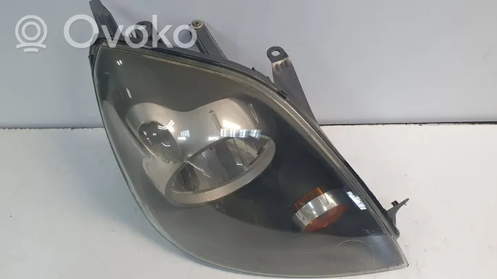 Ford Fiesta Lampa przednia 