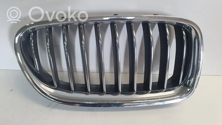 BMW 5 F10 F11 Grille d'aile 7412324