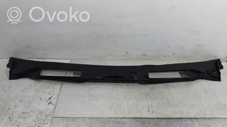 BMW 3 E90 E91 Wiper trim 15677210