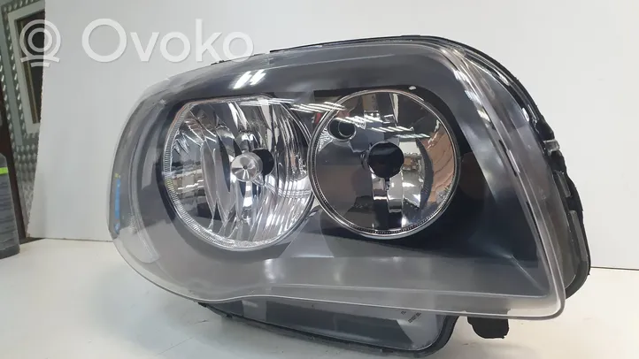 BMW 1 E81 E87 Lampa przednia 7193388